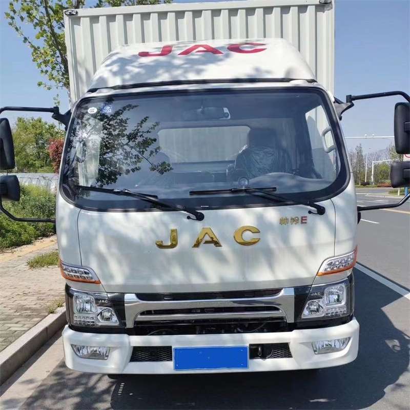 梁平区错那县：物流专线的高效货运之旅